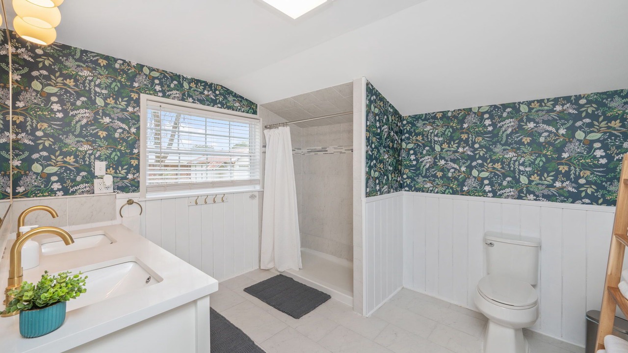 Photo of Bathroom in De Funiak Springs