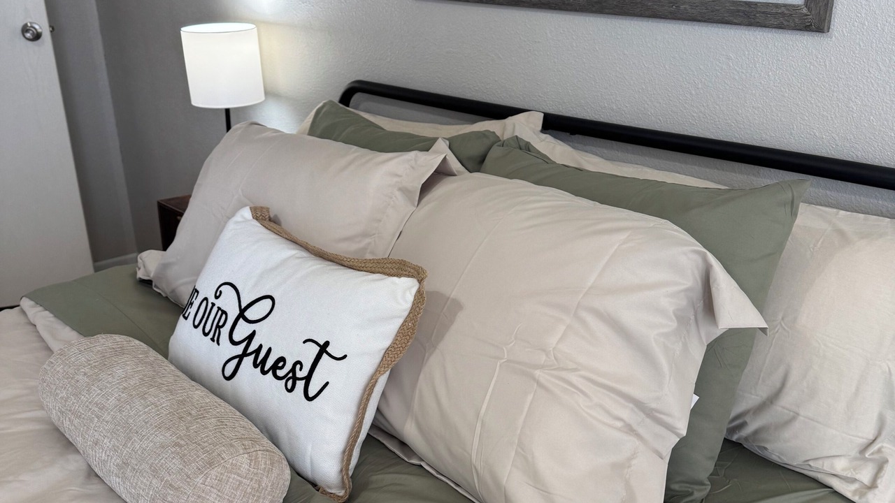 Photo of Bedroom in Colorado City