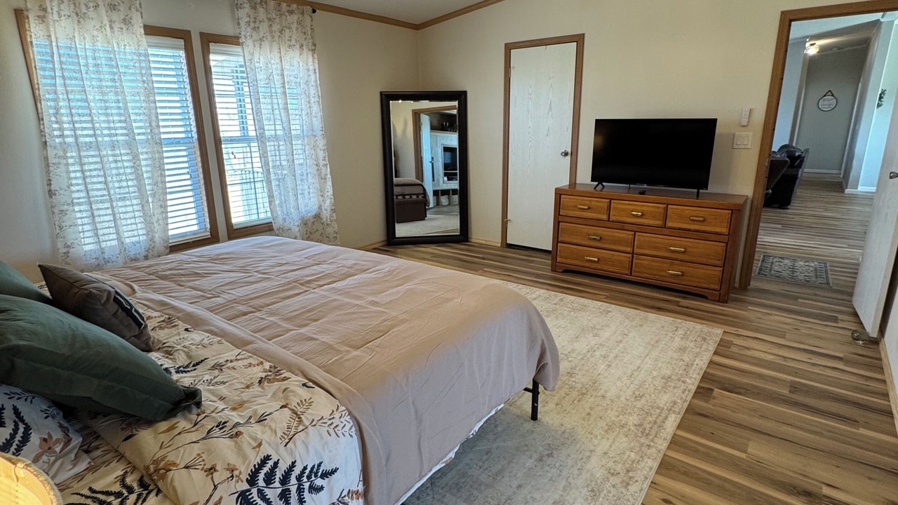 Photo of Bedroom in Colorado City