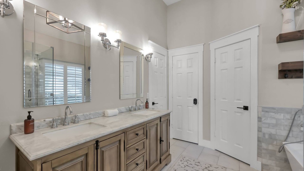 Photo of Bathroom in College Park