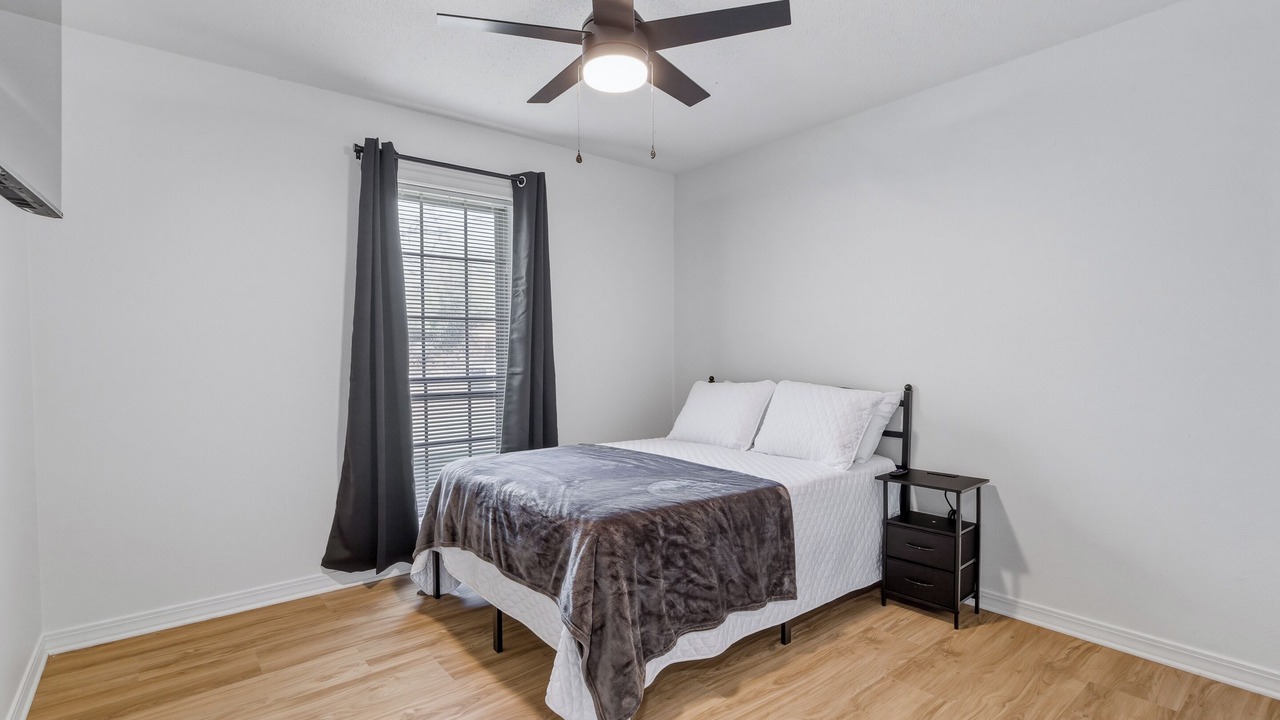 Photo of Bedroom in Fairbanks