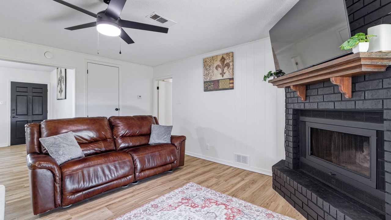 Photo of Livingroom in Fairbanks
