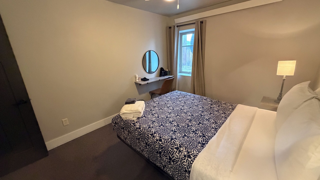 Photo of Bedroom in South Side