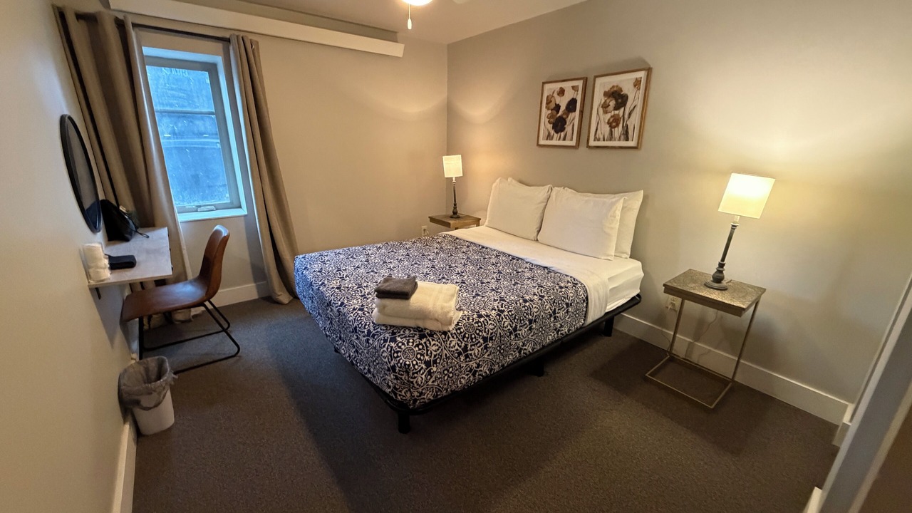 Photo of Bedroom in South Side