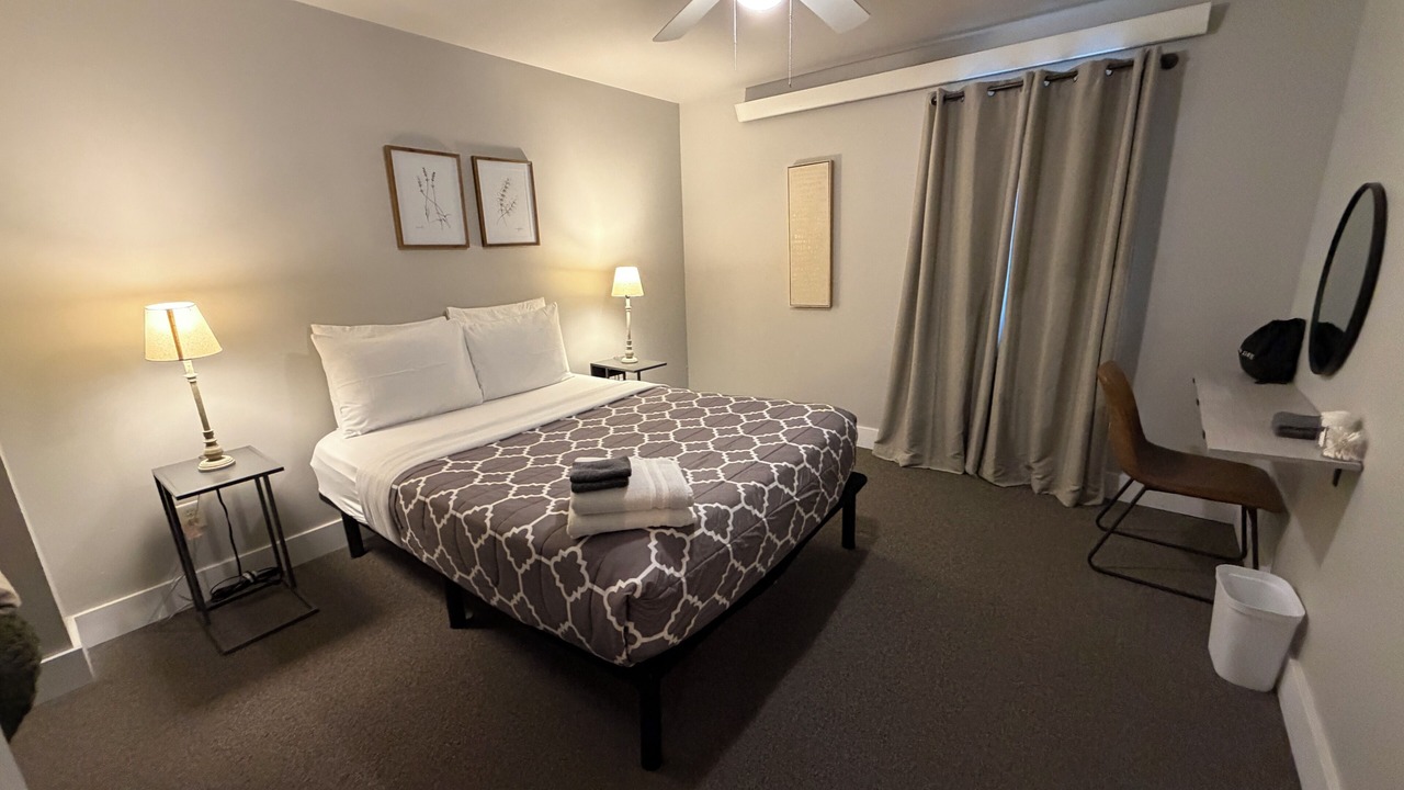 Photo of Bedroom in South Side