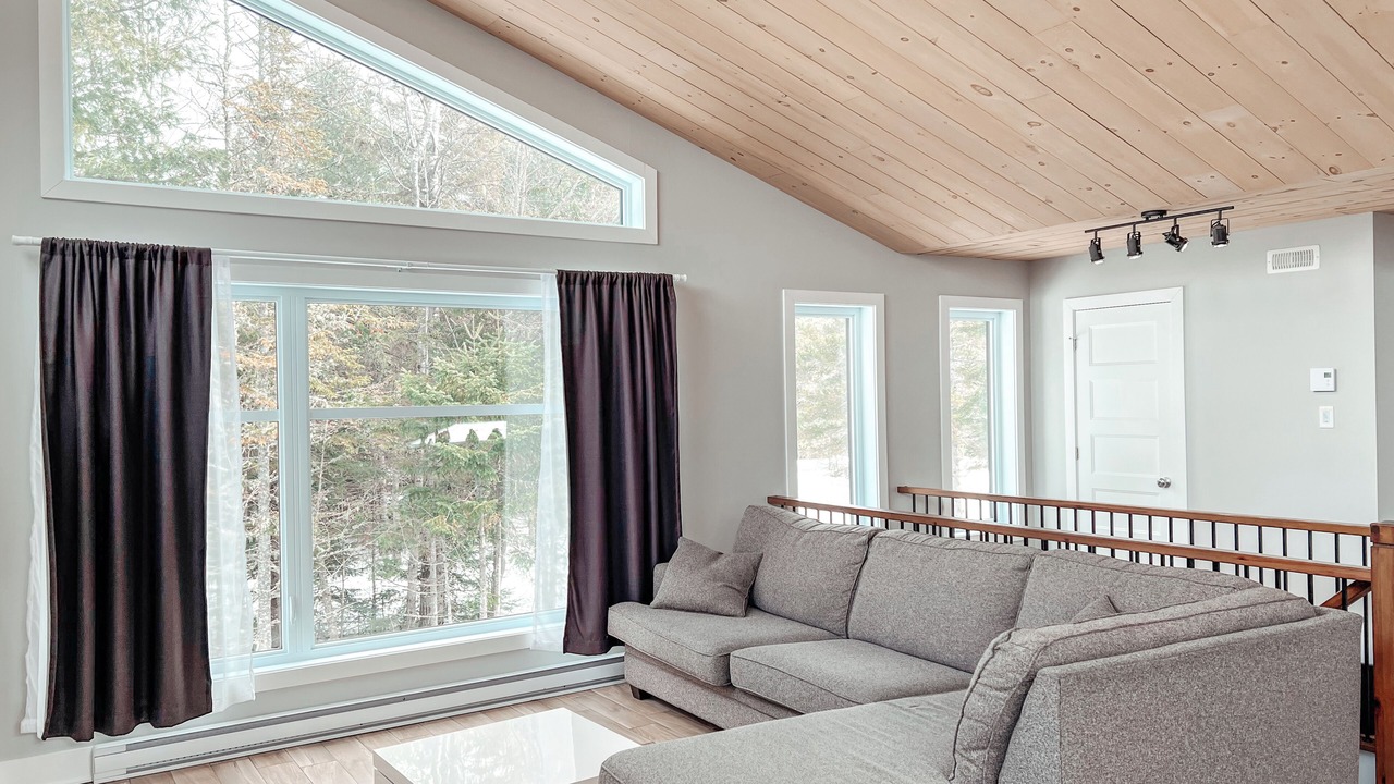 Photo of Livingroom in Notre-Dame-de-la-Merci