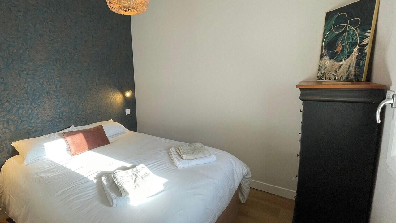 Photo of Bedroom in Saint-Vincent-Sterlanges