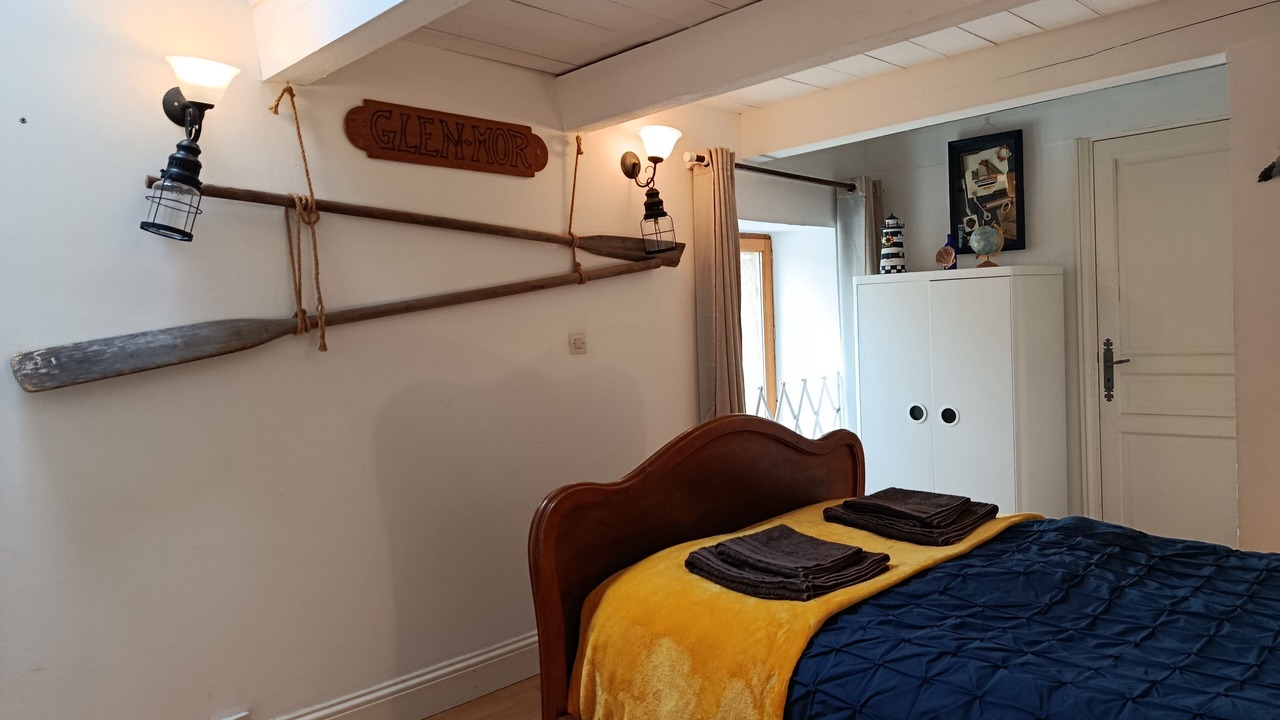 Photo of Bedroom in Megrit