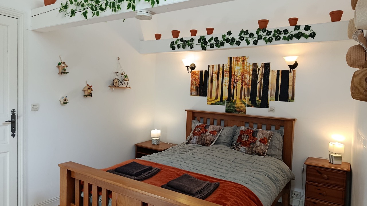 Photo of Bedroom in Megrit