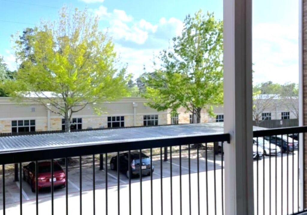 Photo of Outdoor in Alden Bridge