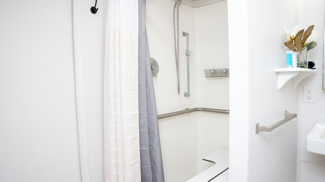 Photo of Bathroom in Broussard