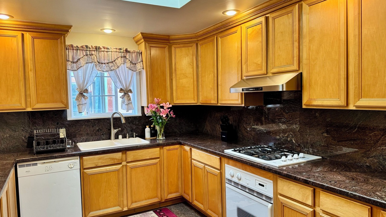 Photo of Kitchen in Broadmoor