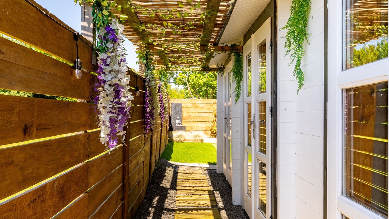 Photo of Outdoor in Bois-de-Cene