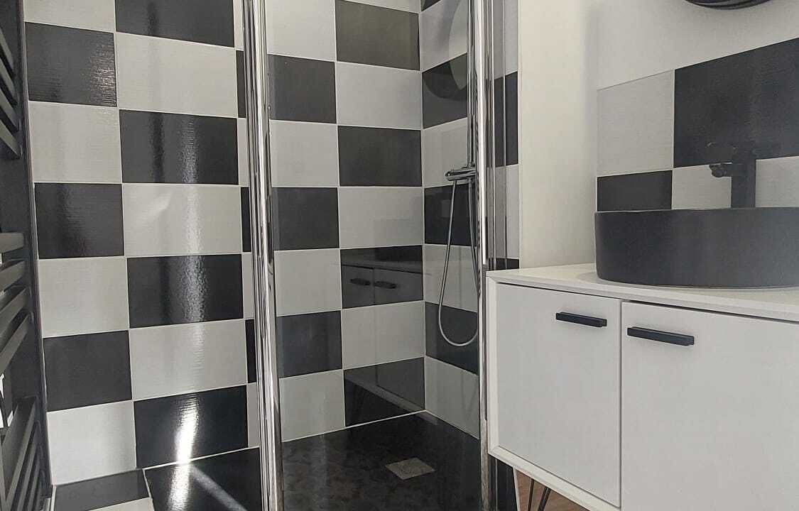 Photo of Bathroom in Bois-de-Cene