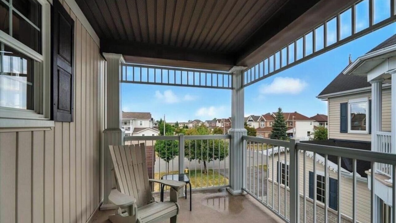Photo of Patio Balcony in Ottawa Division