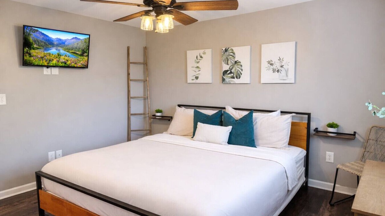 Photo of Bedroom in McAlpine