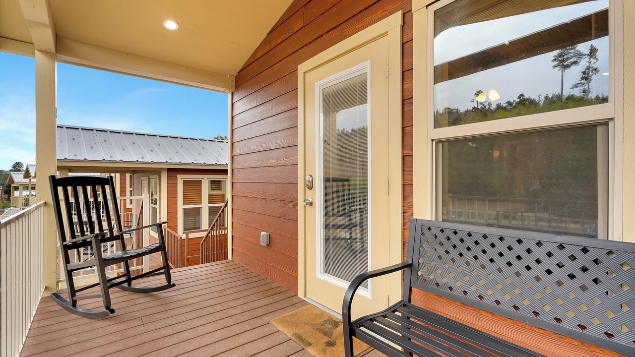Photo of Patio Balcony in Summerhaven