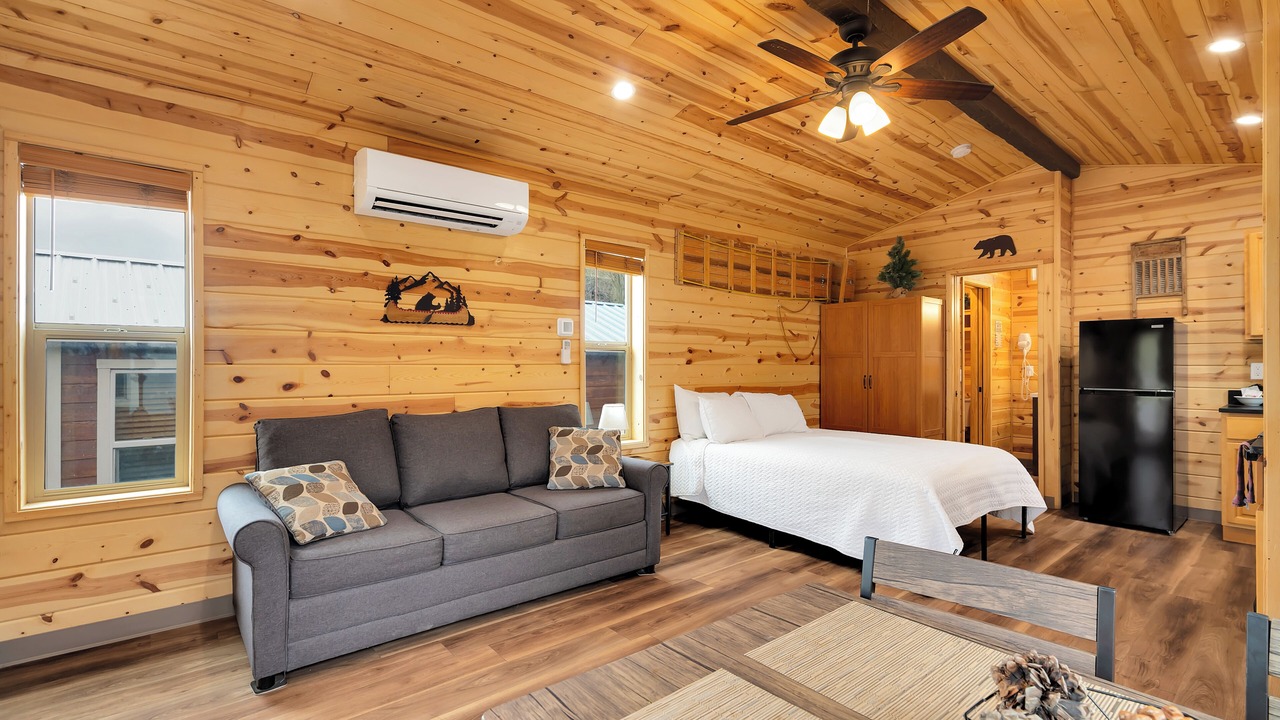 Photo of Bedroom in Summerhaven