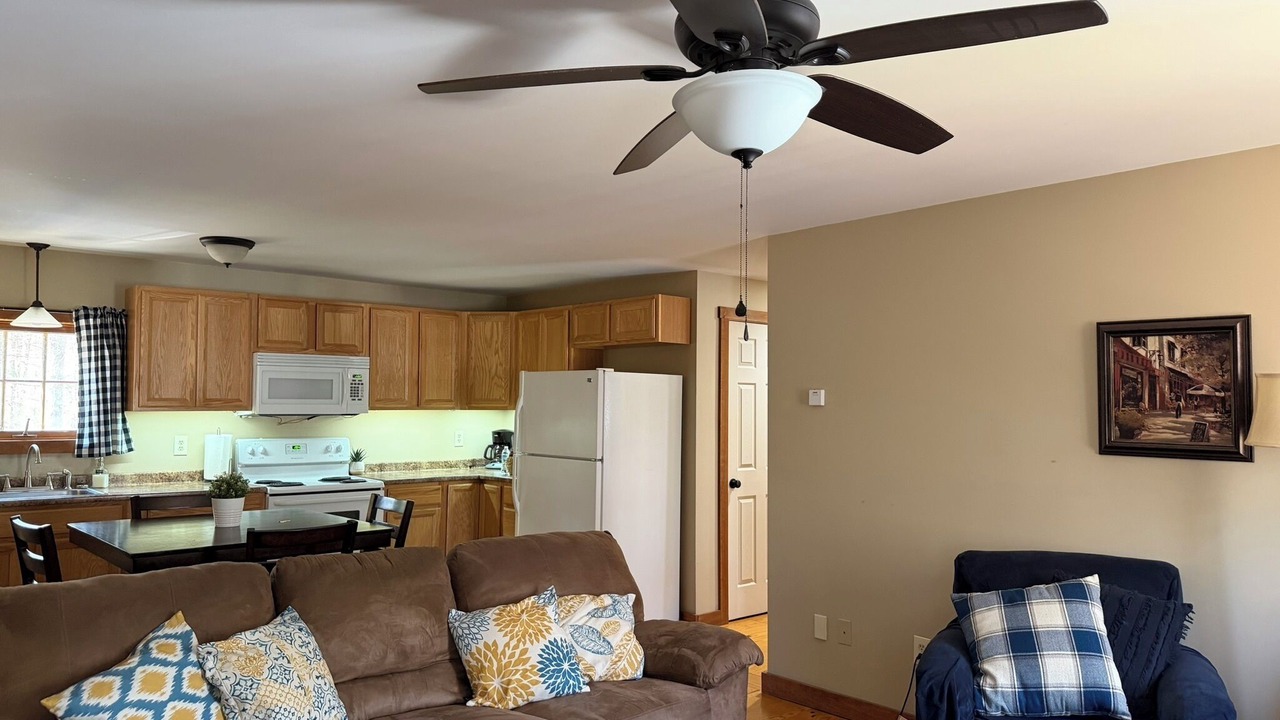 Photo of Livingroom in Tolland