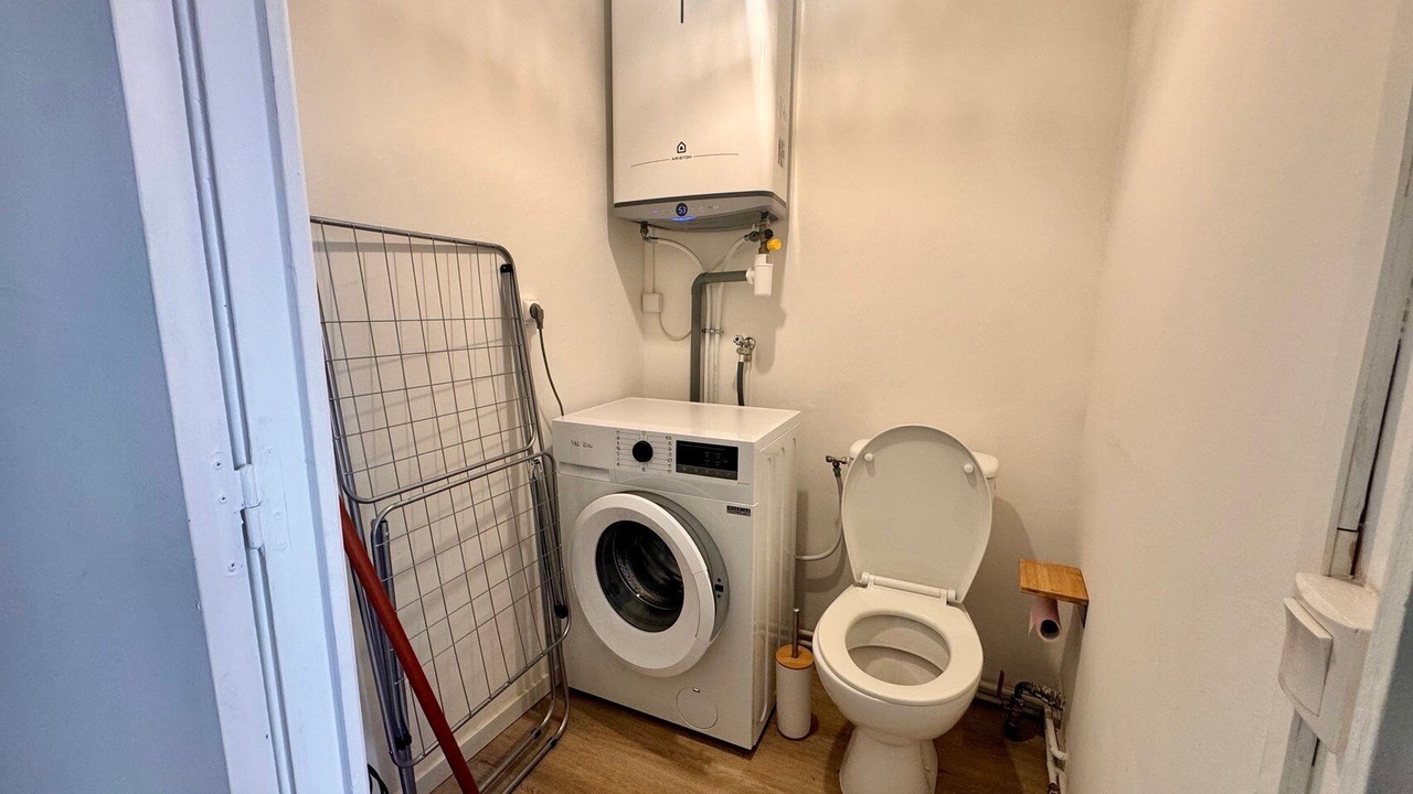 Photo of Bathroom in Eleu-dit-Leauwette