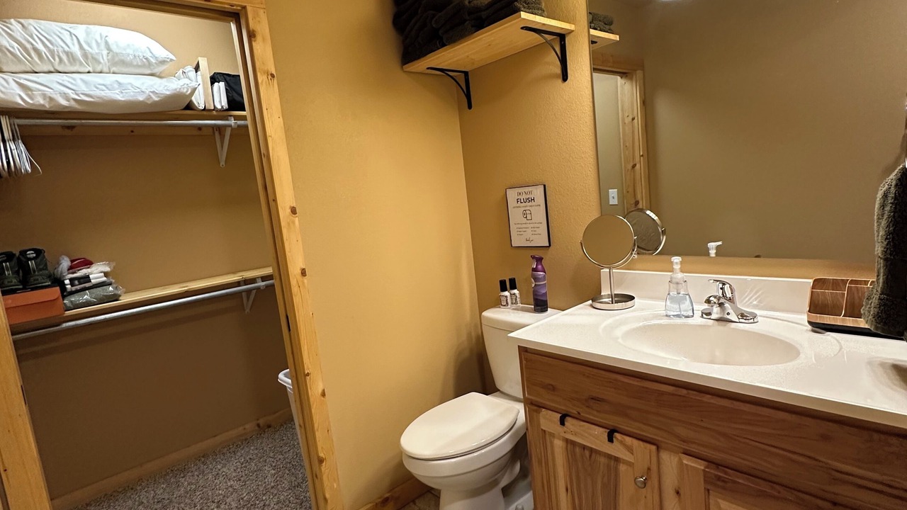 Photo of Bathroom in Bear Park