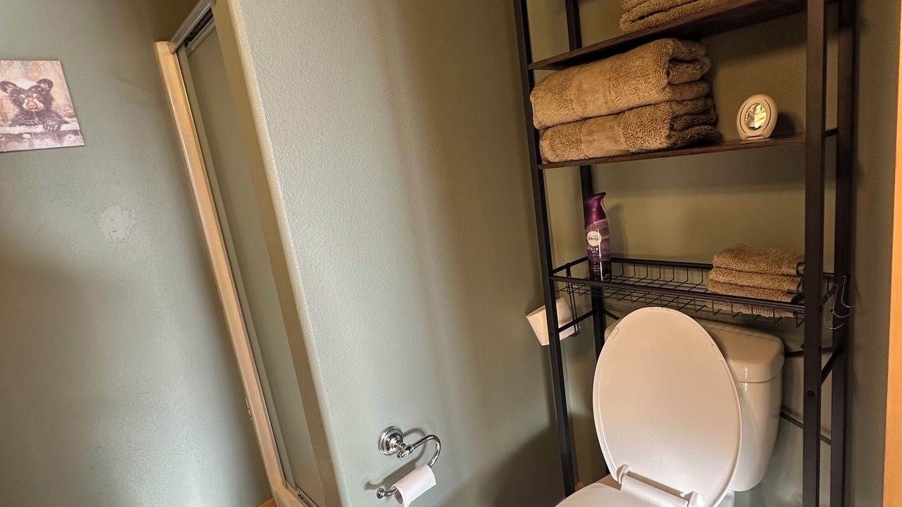 Photo of Bathroom in Bear Park