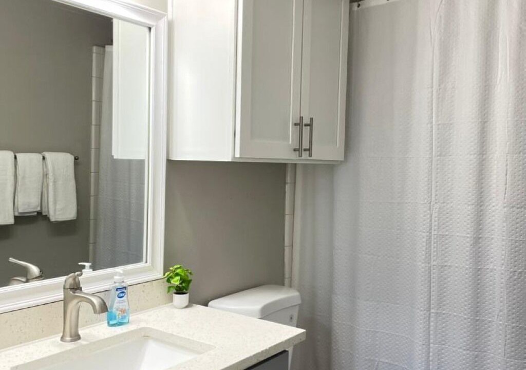 Photo of Bathroom in Alden Bridge