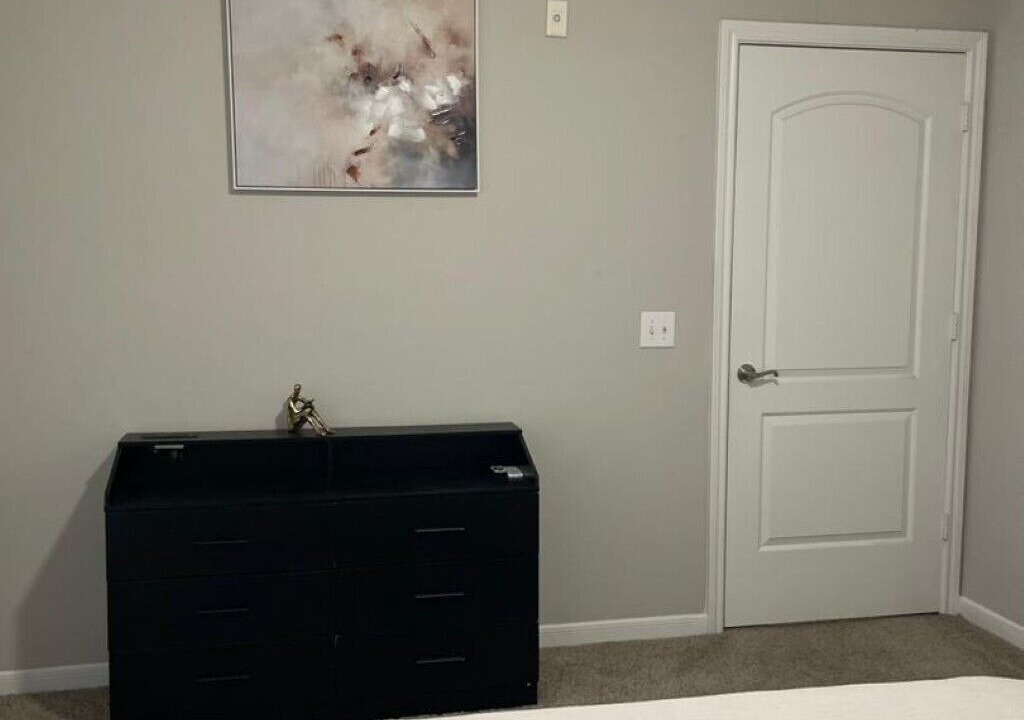 Photo of Bedroom in Alden Bridge