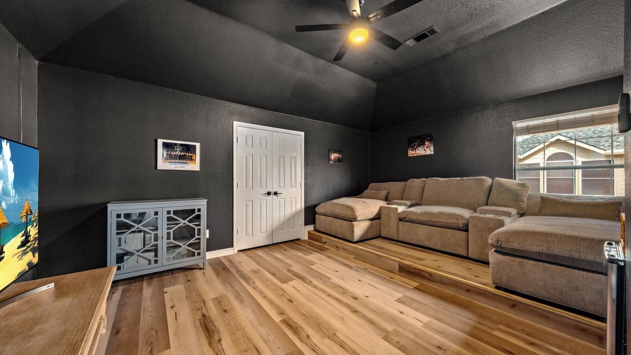 Photo of Livingroom in Mansfield