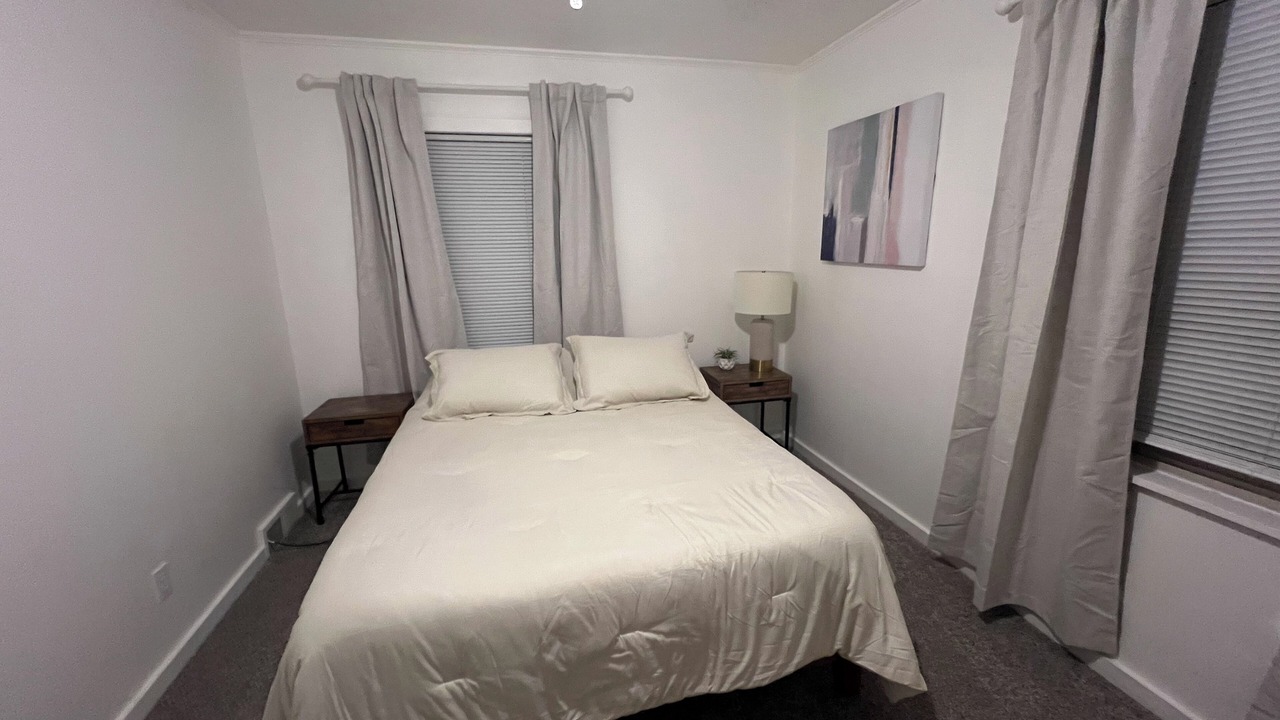 Photo of Bedroom in Belleville