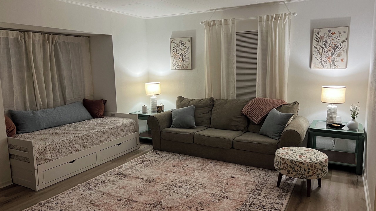 Photo of Livingroom in Belleville
