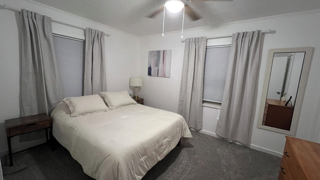Photo of Bedroom in Belleville