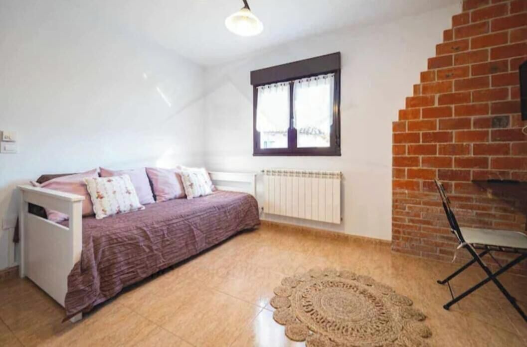 Photo of Bedroom in Perlleces