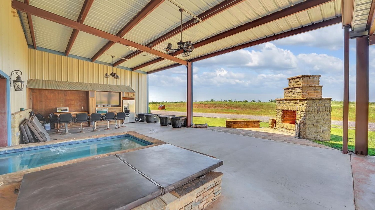 Photo of Outdoor in Elk City