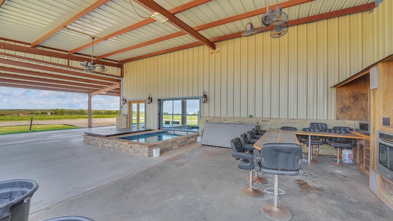 Photo of Outdoor in Elk City