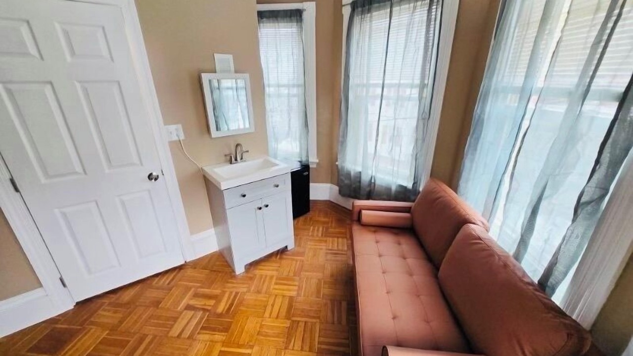 Photo of Livingroom in Federal Hill