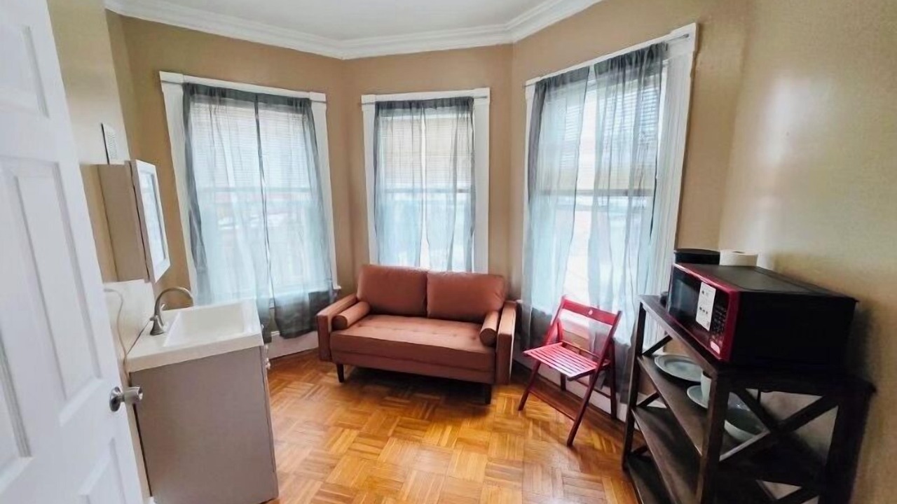 Photo of Livingroom in Federal Hill