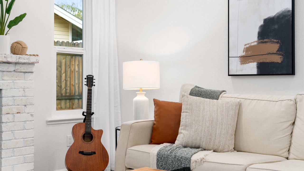 Photo of Livingroom in Pleasant Grove