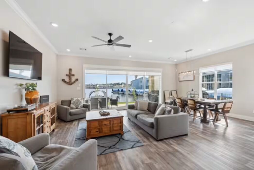 Photo of Livingroom in Montgomery