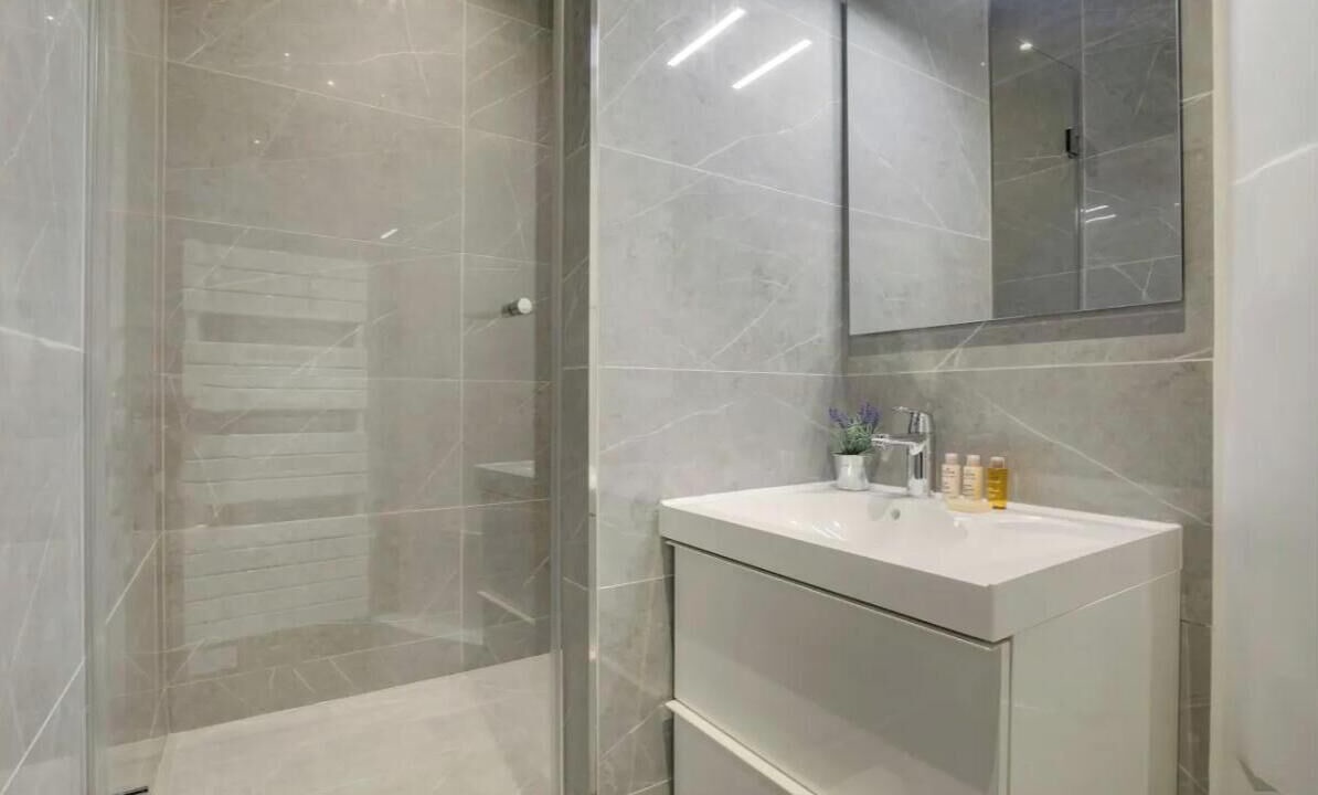 Photo of Bathroom in Quartier de la Porte-Saint-Denis