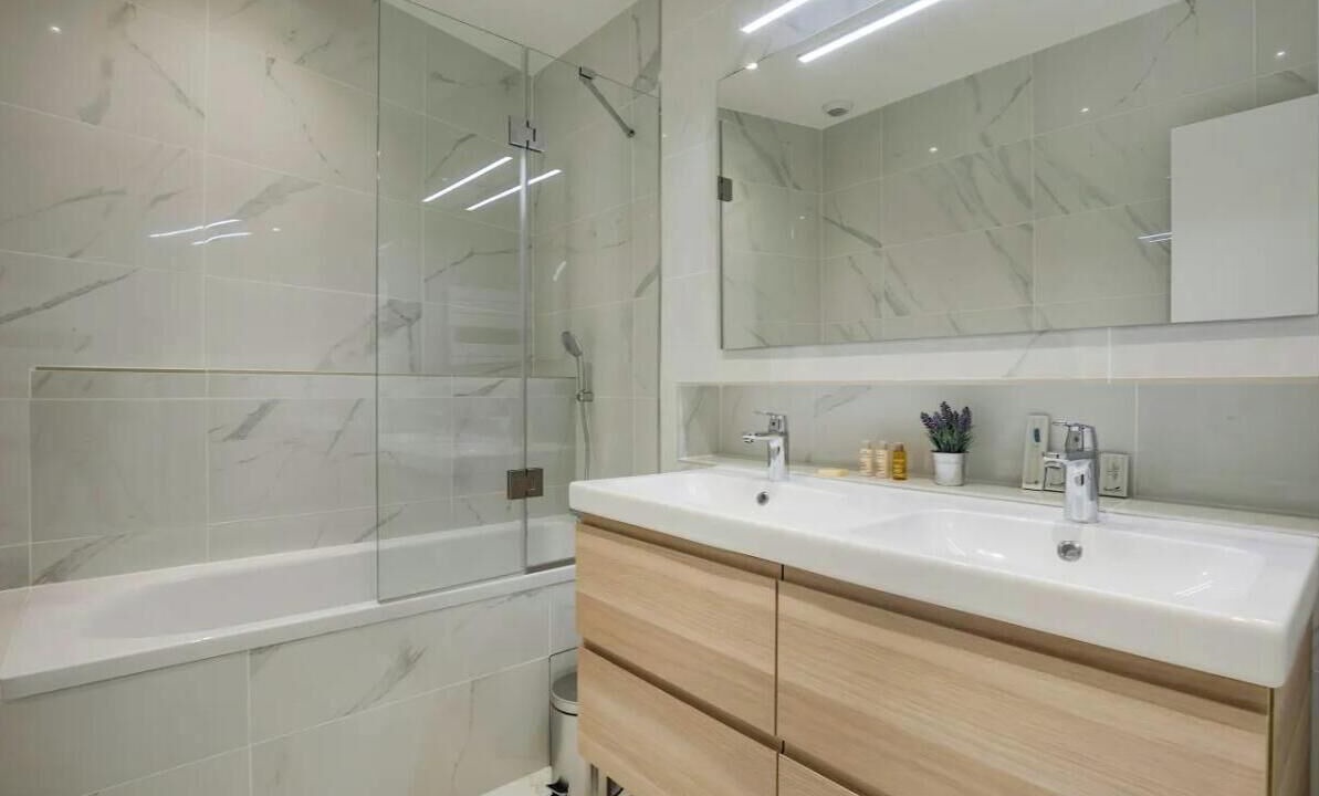 Photo of Bathroom in Quartier de la Porte-Saint-Denis