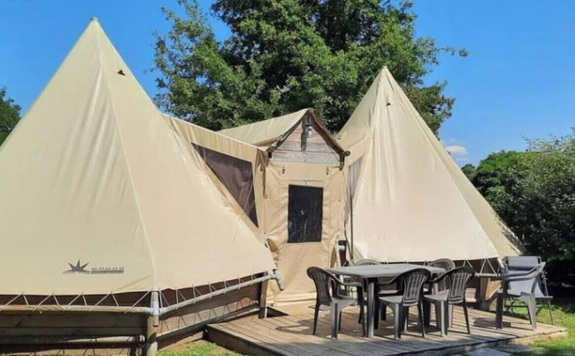 Photo of Outdoor in Argenton-Chateau