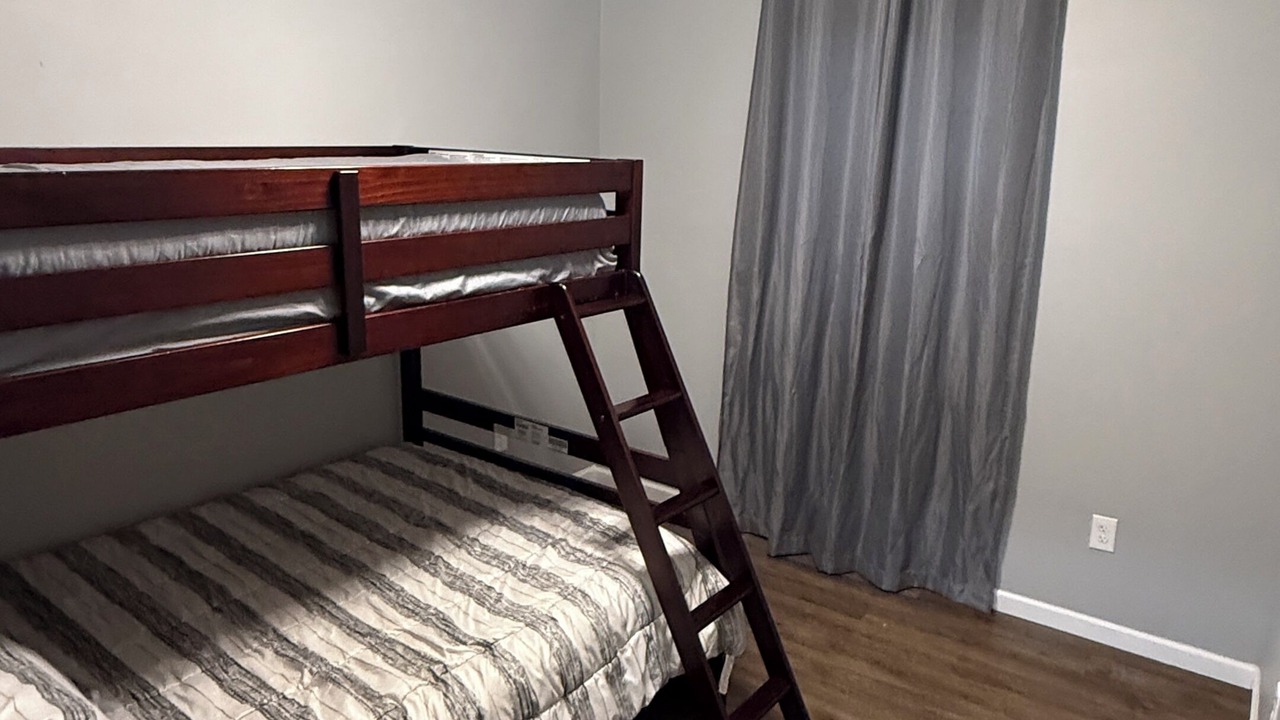 Photo of Bedroom in Jonesville