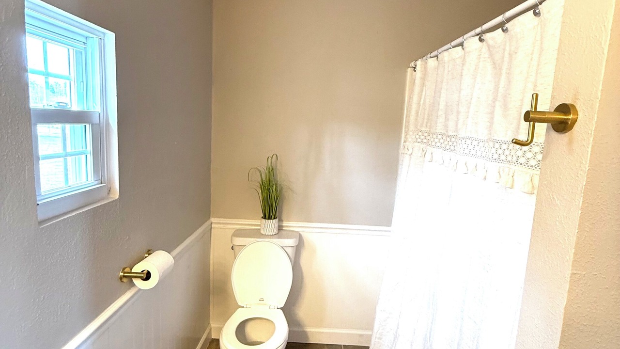 Photo of Bathroom in Hardin
