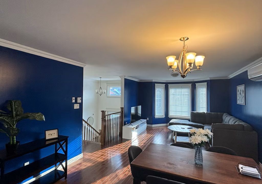 Photo of Livingroom in Terra Nova