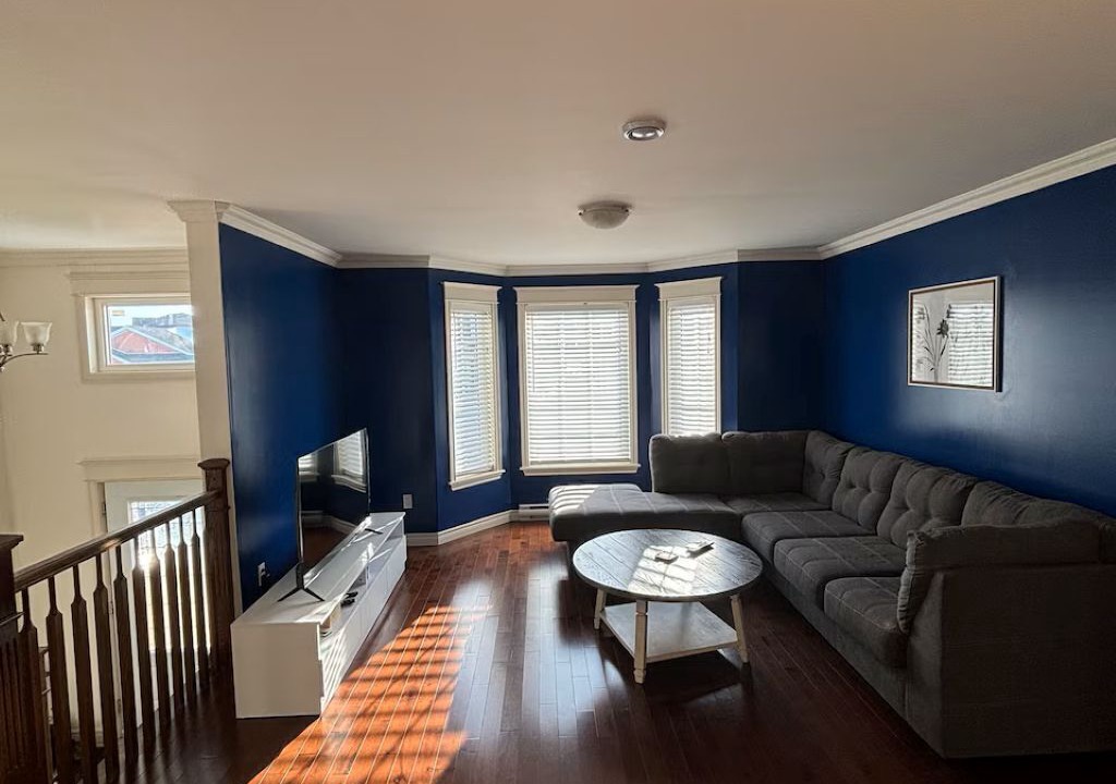 Photo of Livingroom in Terra Nova