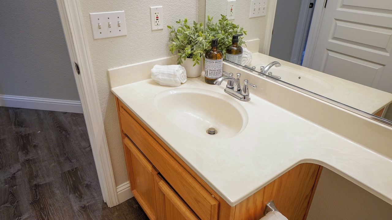 Photo of Bathroom in North Natomas