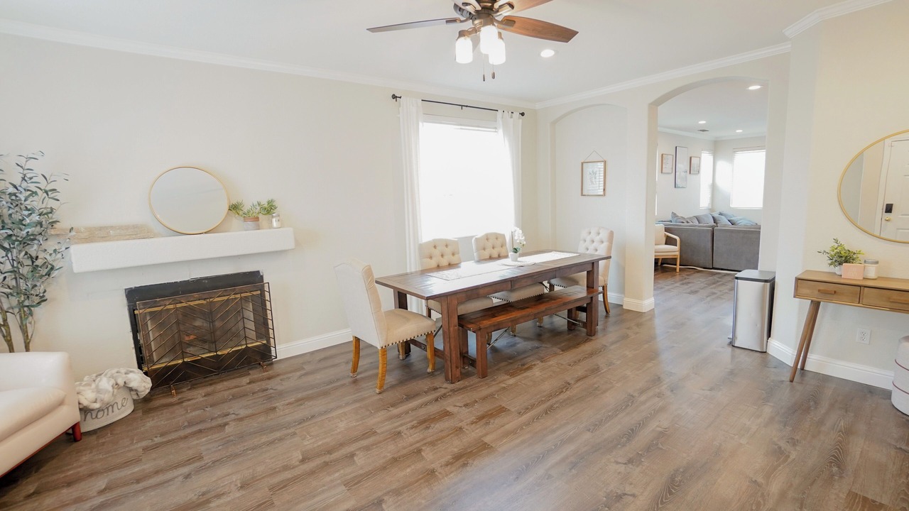 Photo of Livingroom in North Natomas