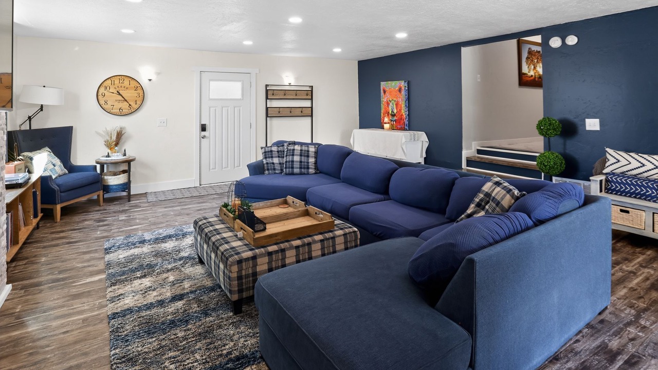 Photo of Livingroom in Clearfield