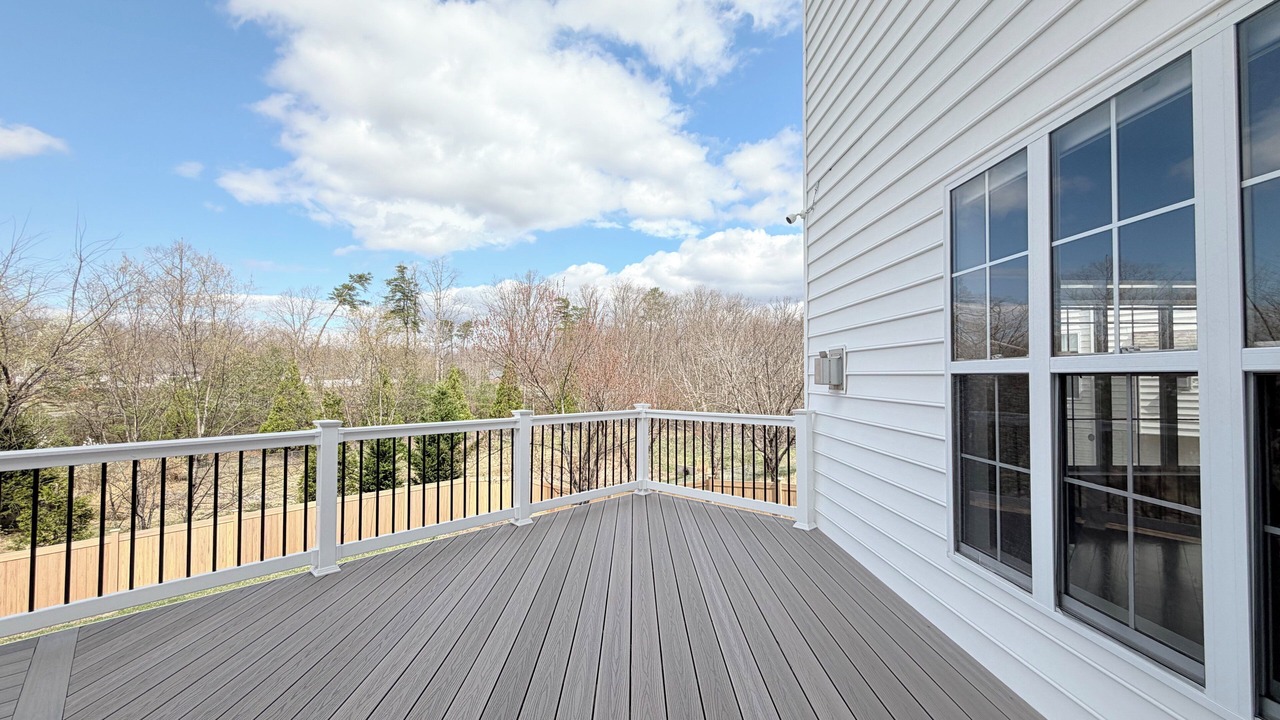 Photo of Patio Balcony in Dale City